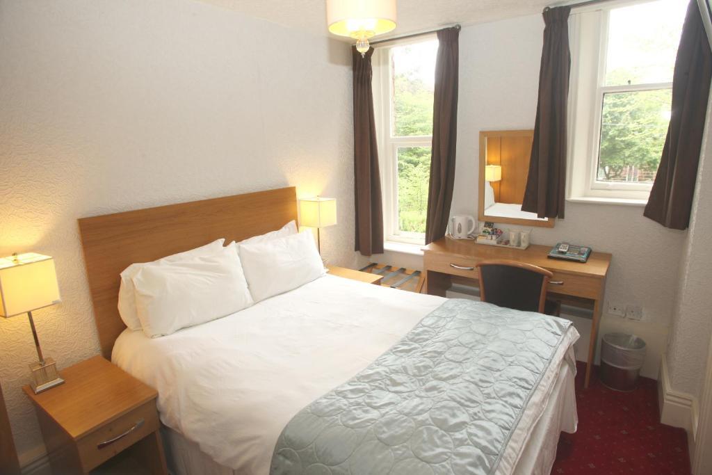 Cliff Lawn Hotel Leeds  Zimmer foto
