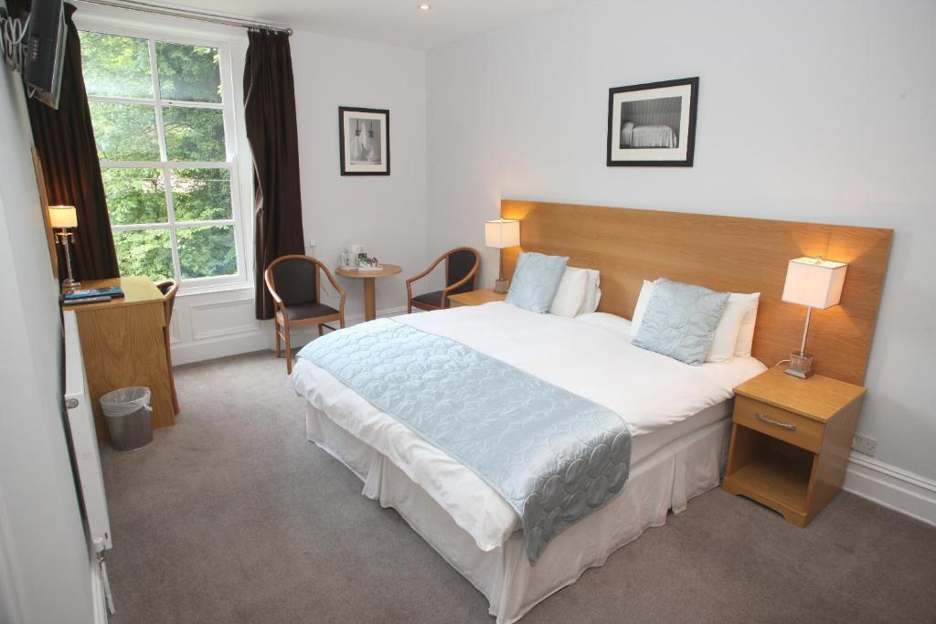 Cliff Lawn Hotel Leeds  Zimmer foto
